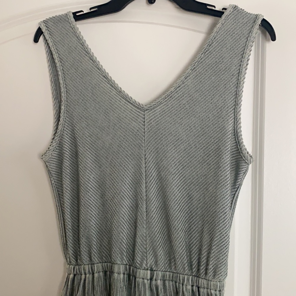 Jumpsuit - Picture 2 of 6